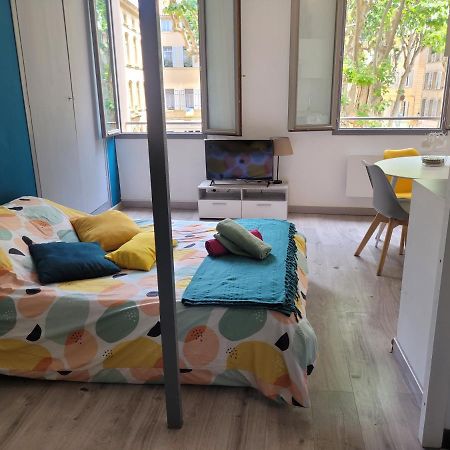 Charmant Studio Avec Mezzanine Apartman Aix-en-Provence Kültér fotó